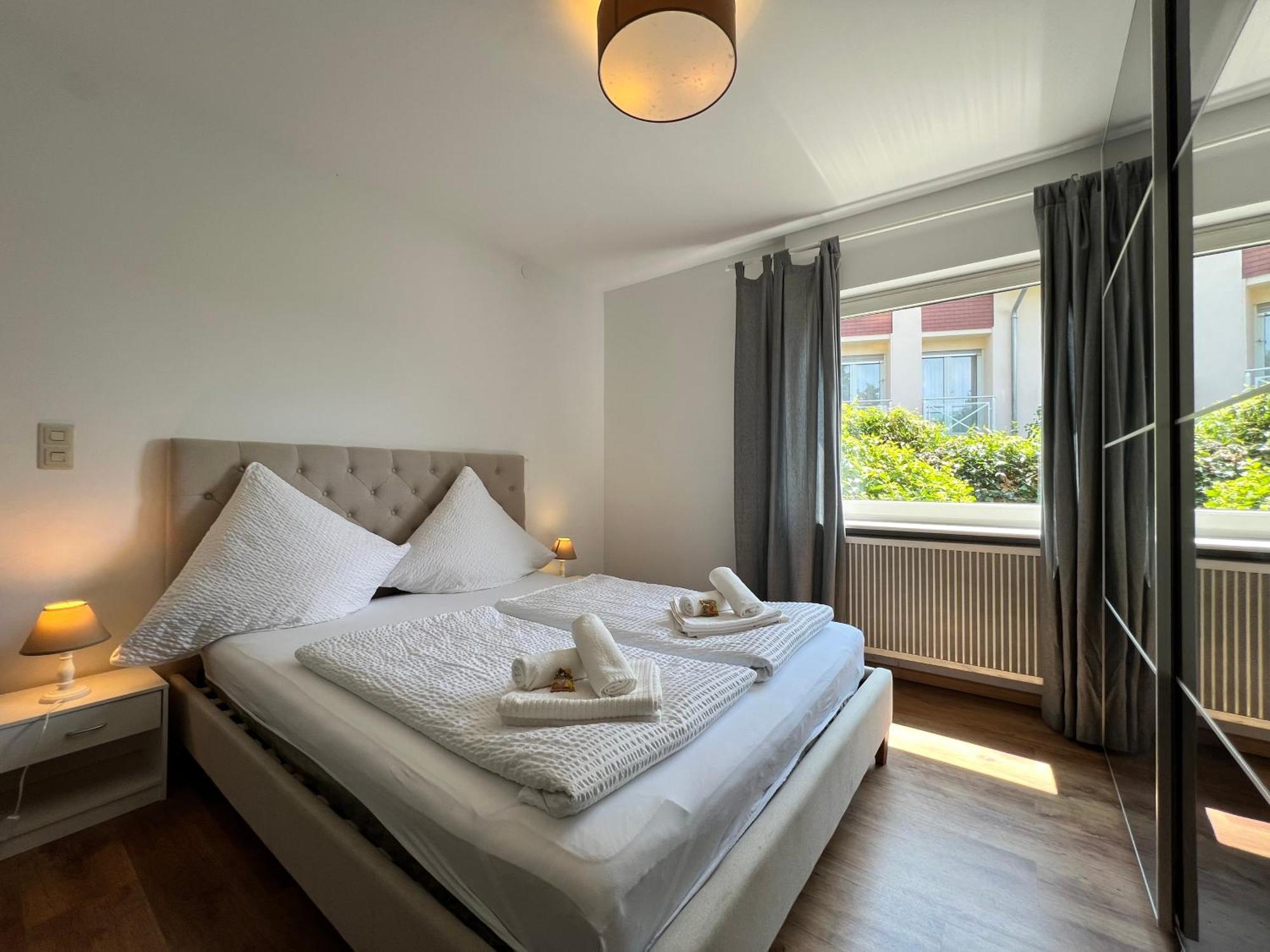 Ferienhaus Wellnesshuette Mit Aussenwhirlpool Und Herrlichem See-Und Alpenblick Uberlingen Extérieur photo